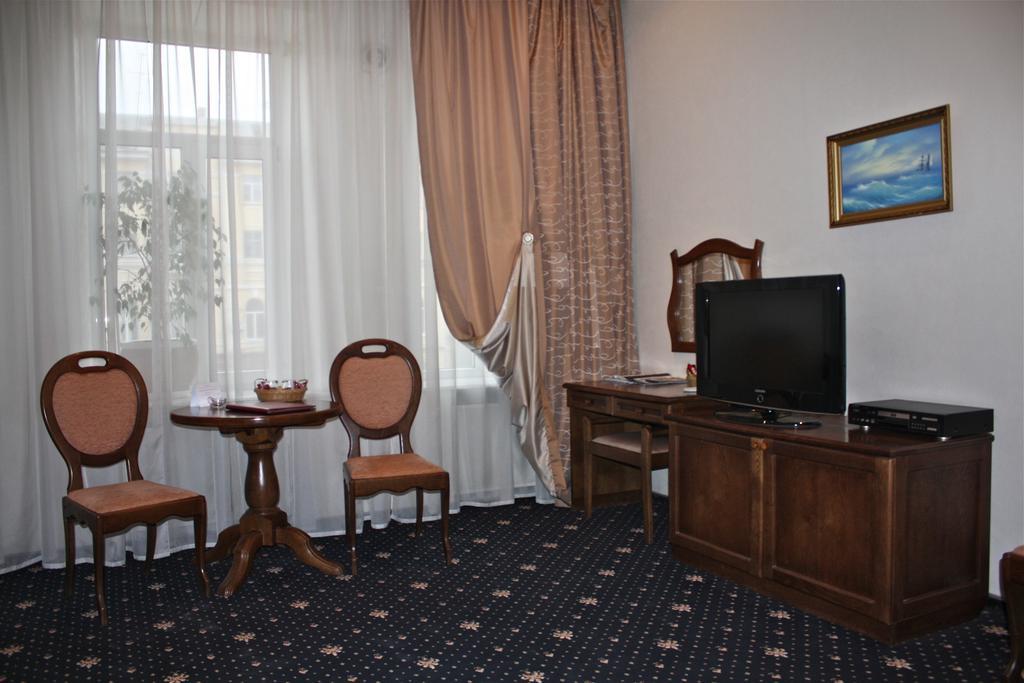 Pushkinskaya Hotel Rostov-on-Don Quarto foto